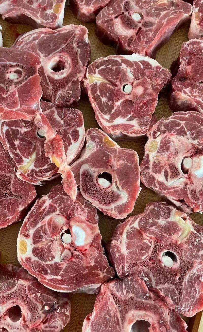 满肉羊蝎子
