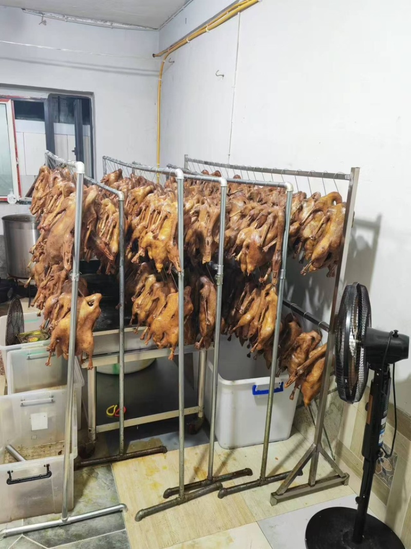 重庆荣昌卤鹅重庆特产卤鹅卤肉特色美食私房菜
