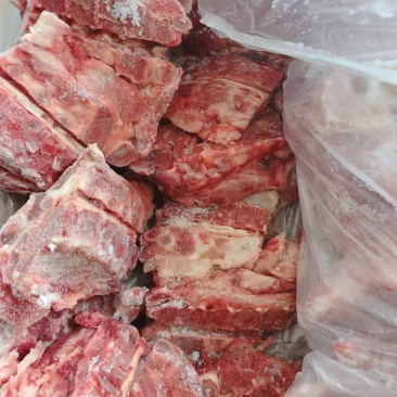 国产肥猪猪胫骨，带肉率高，**日期的货