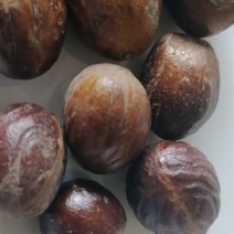 印尼，斯里兰卡的圆香果，当地的有的香果，味重，个大