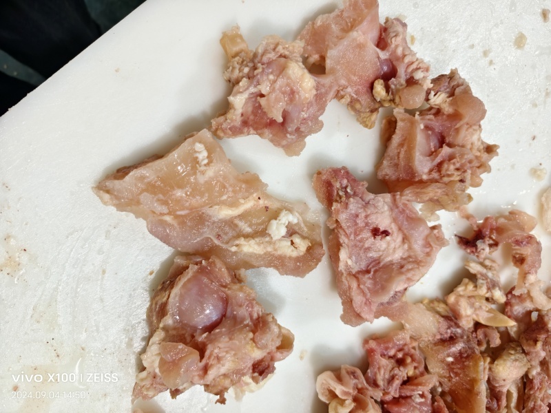 筋头巴脑，熟度好，有筋有肉