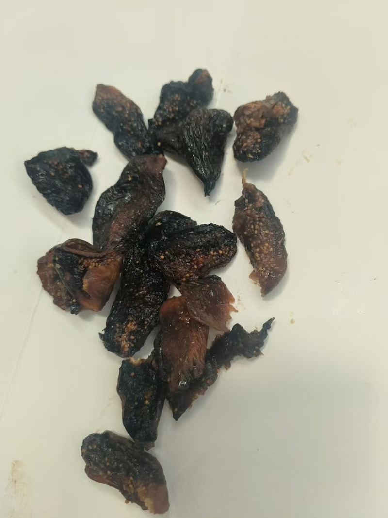 无花果糊干，便宜了，10元一斤50斤起卖，欢迎联系我买货