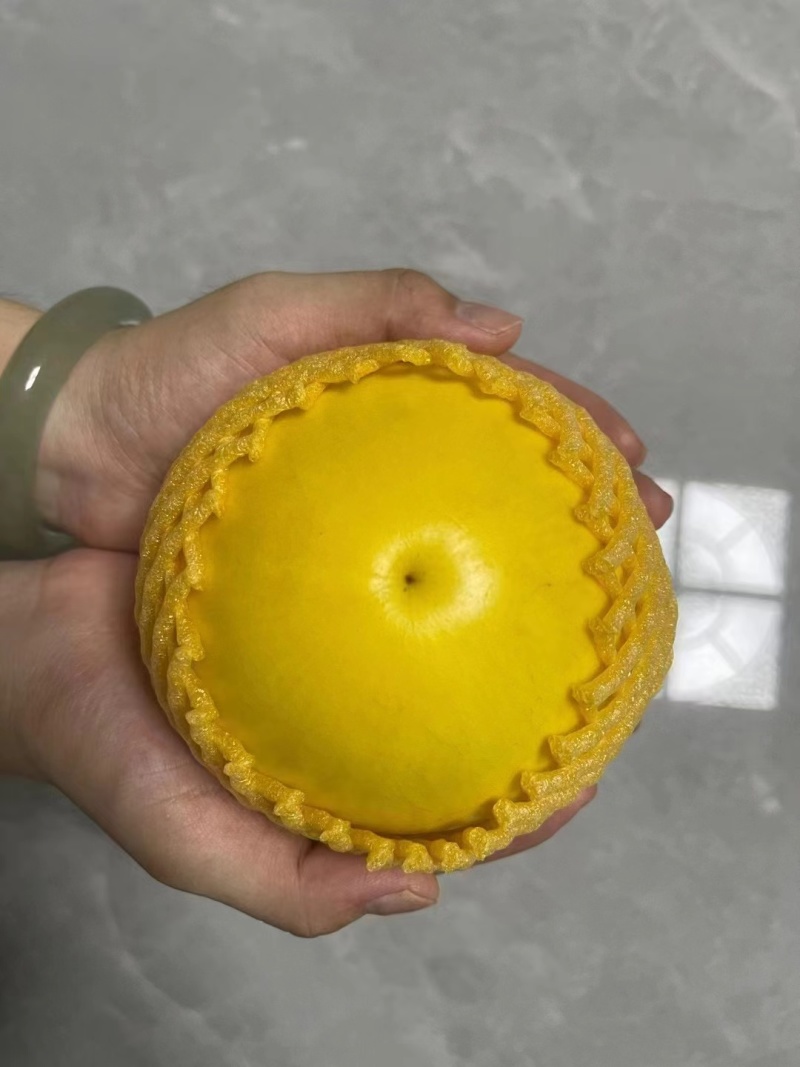黄晶果接受代发，批发不包运费，带礼盒装