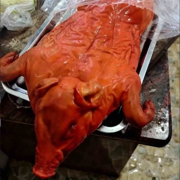 乳猪半成品，现烤现发，鲜香美味
