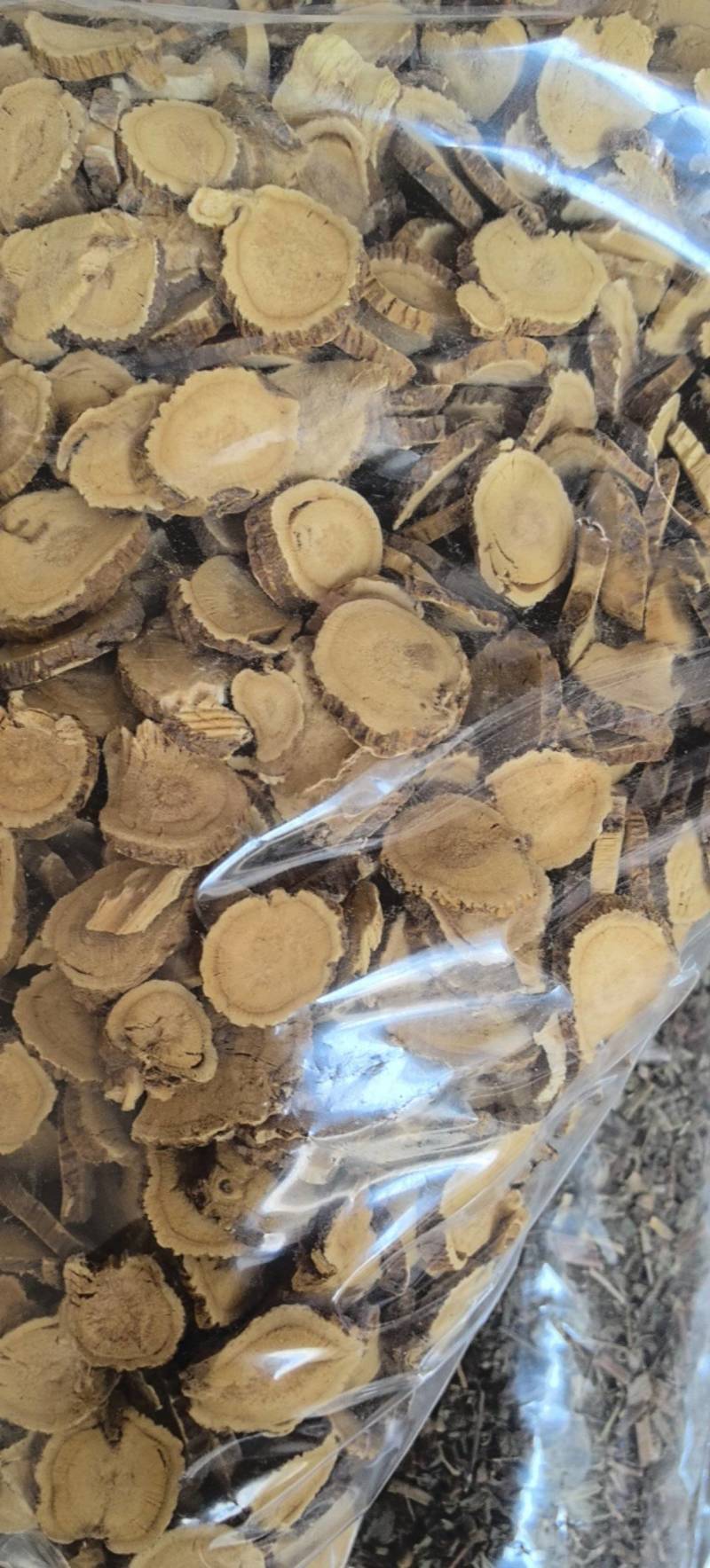 苦参片选货都是大片万信药业只做保真药材