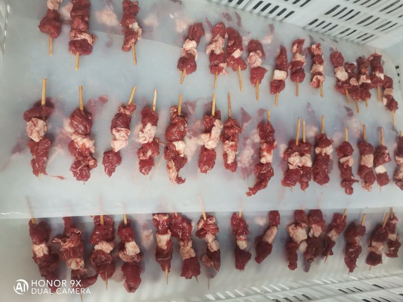 牛肉串口感好现货牛副产品省内包邮里外干净量大从优欢迎下单