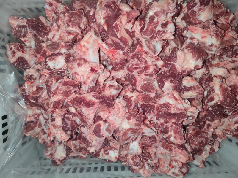 多肉牛肋条头炖熬汤吃肉