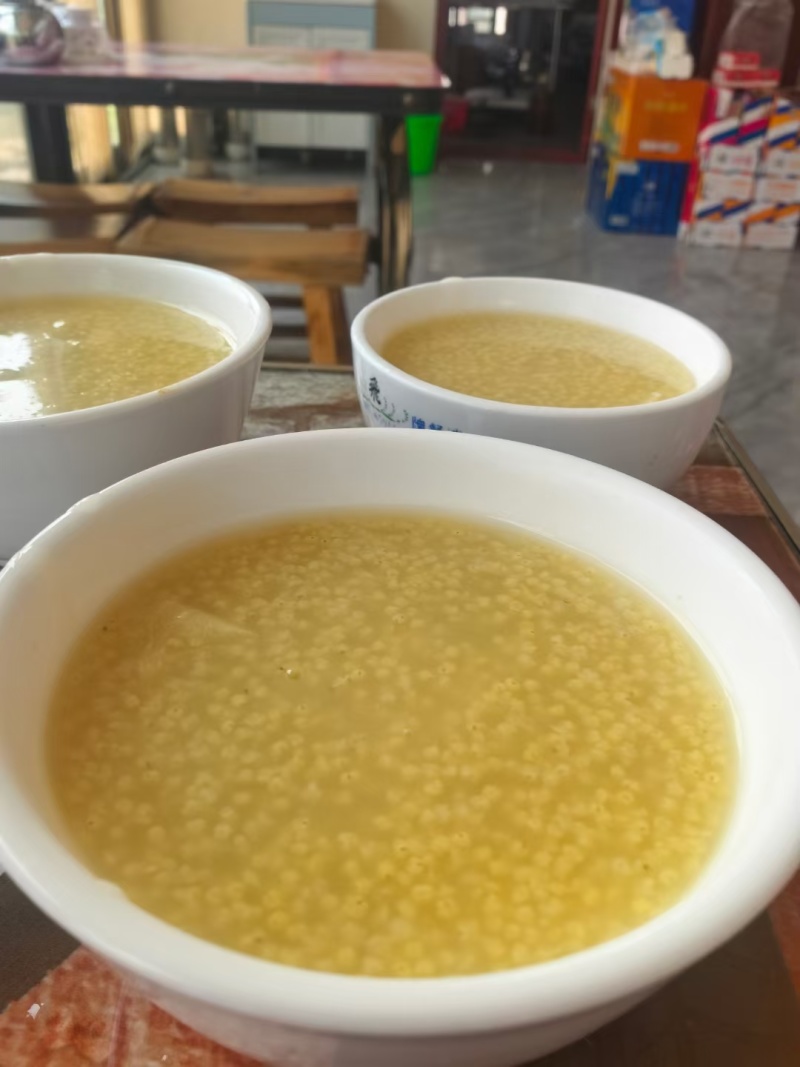 内蒙古和本地新小米大量上市，出油，粘，香，欢迎选购