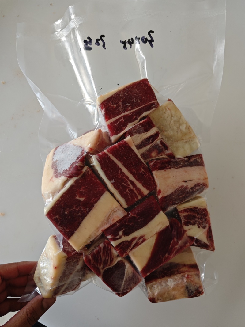 牛肋排四肋牛排抖音直播电商纯干原切大量稳定供应