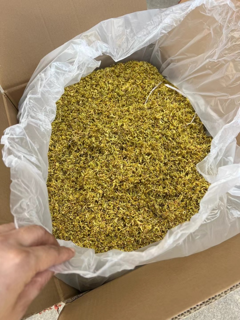 铁皮石斛干花，干度够一捏就碎，花型饱满，