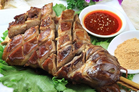 手抓羊白条成品摆盘