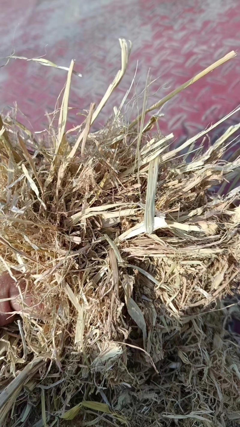 稻草揉丝稻草，铡段稻草，手把草，长稻草，治沙稻草