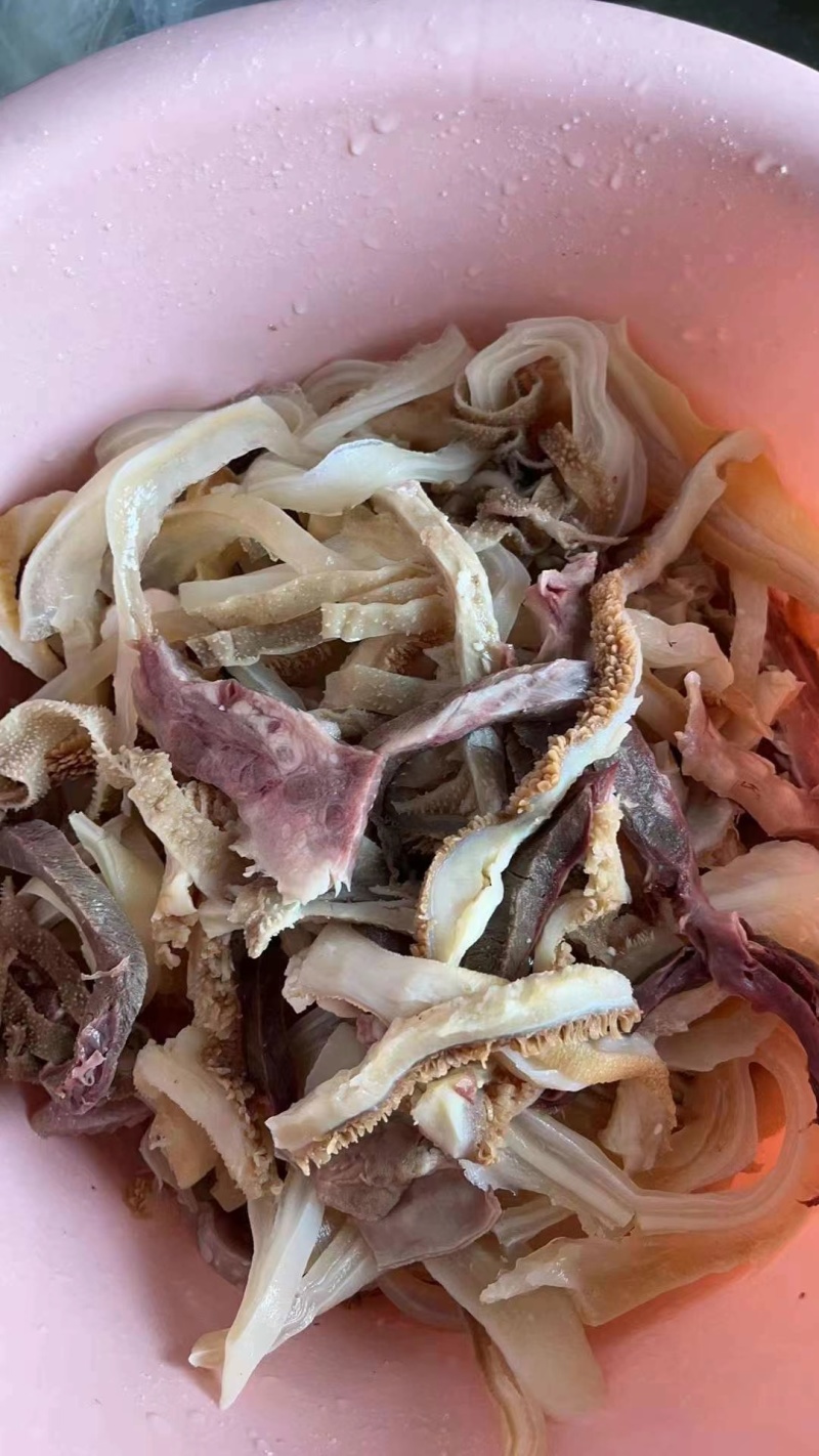 牛羊杂，精品牛杂，羊杂，真空包装都是处理干净的，