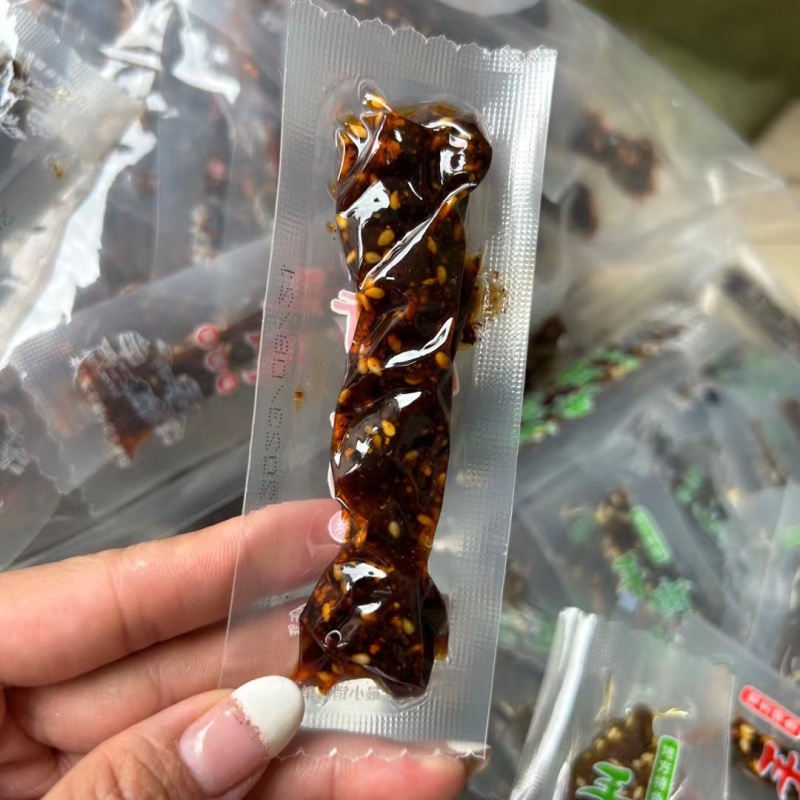 手撕牛肉四川特产休闲小零食小吃油麻条开袋即食批发地摊展会