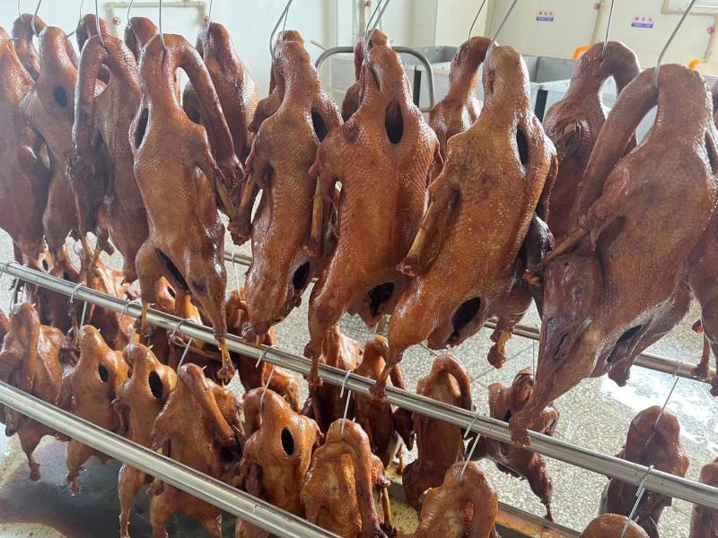 【卤味】全熟卤鹅加热即食预制菜地摊卤菜店通用