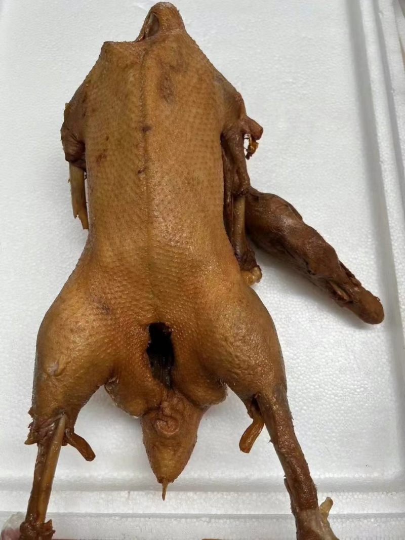 【卤味】全熟卤鹅加热即食预制菜地摊卤菜店通用