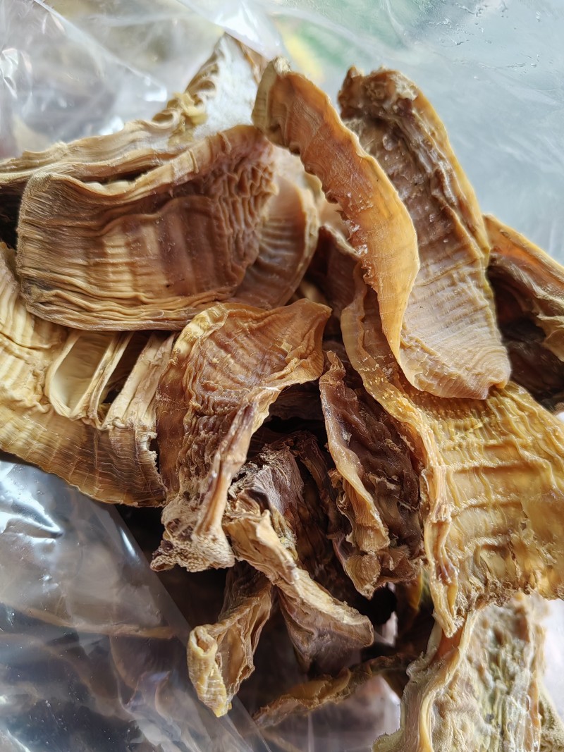 野生毛竹嫩笋尖，笋干，玉兰片，无盐无硫柴火烘干，农家自制