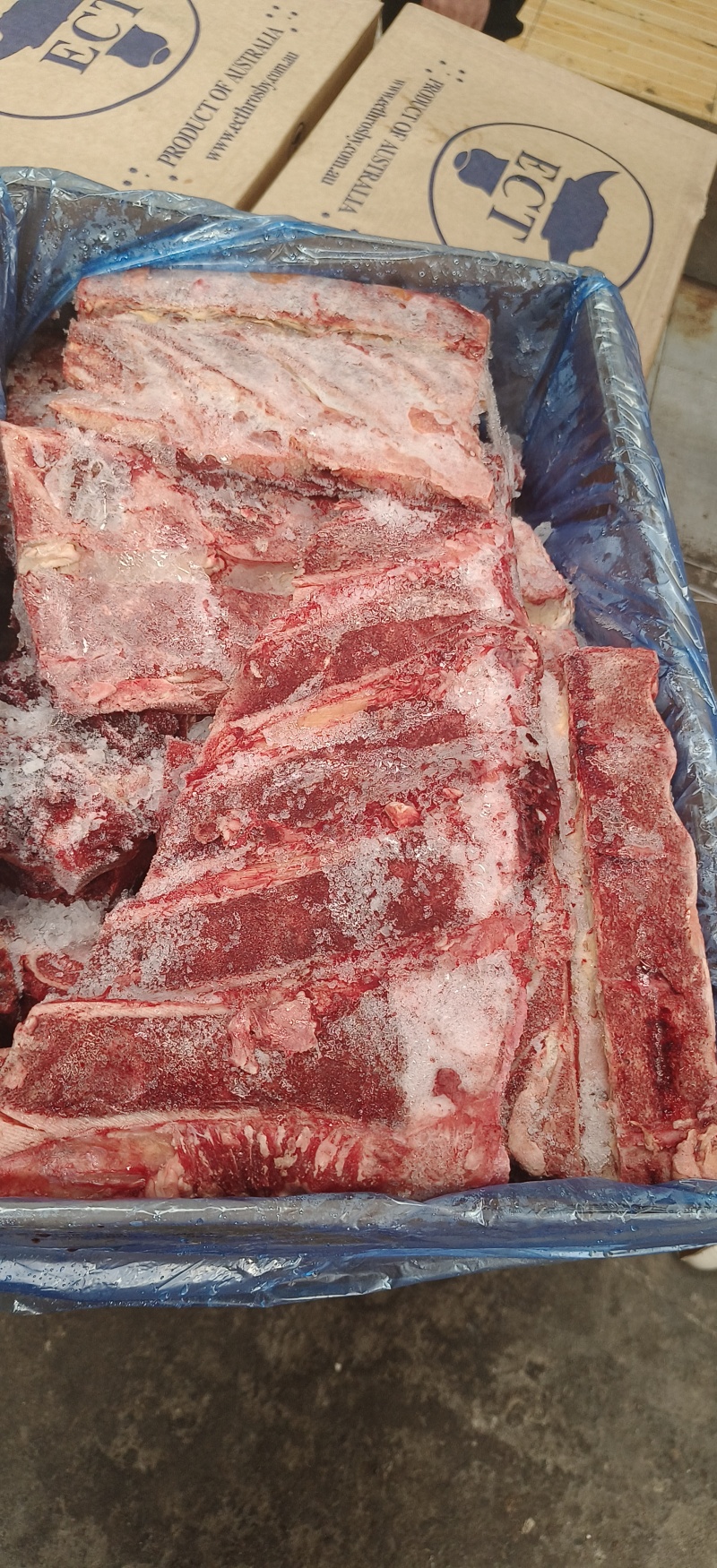 486牛脊骨23年12月货到货一柜带肉率很高