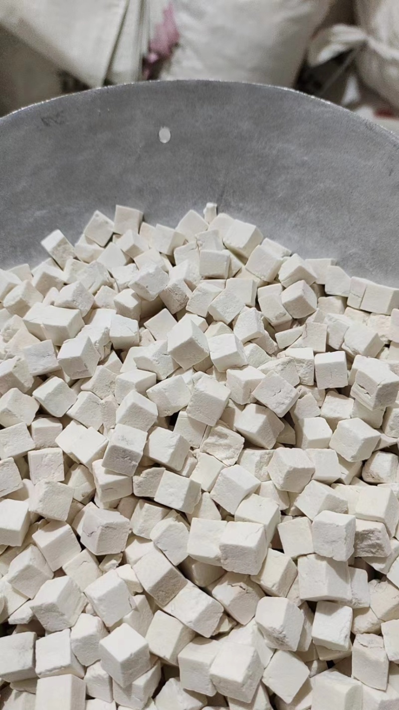 茯苓粤西茯苓纯白正品保证手选大颗粒泡水