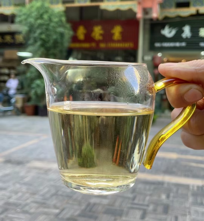 2020年白毫银针珍藏级老银针，口感清鲜爽口