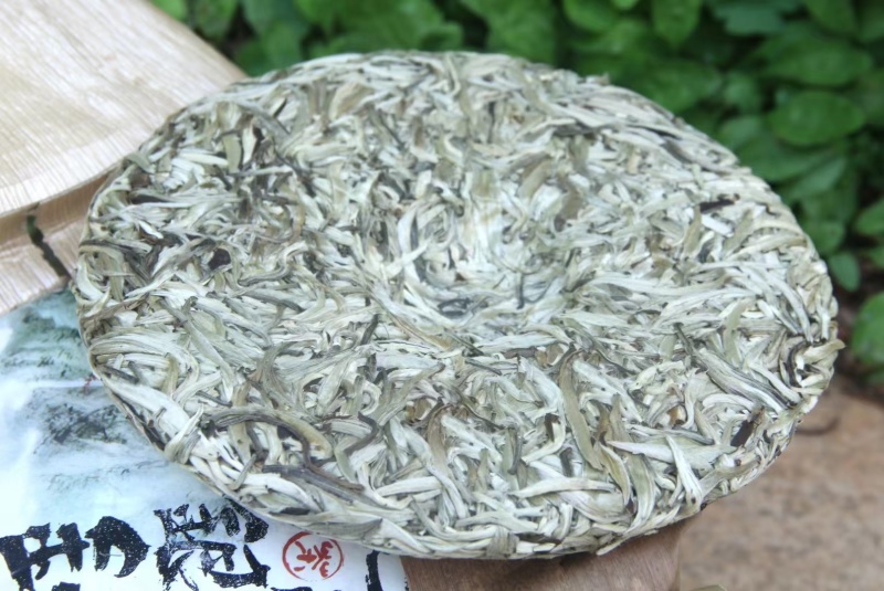 2020年白毫银针珍藏级老银针，口感清鲜爽口