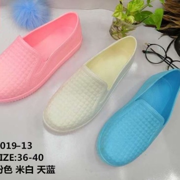 拖鞋厂批发，2元一对起