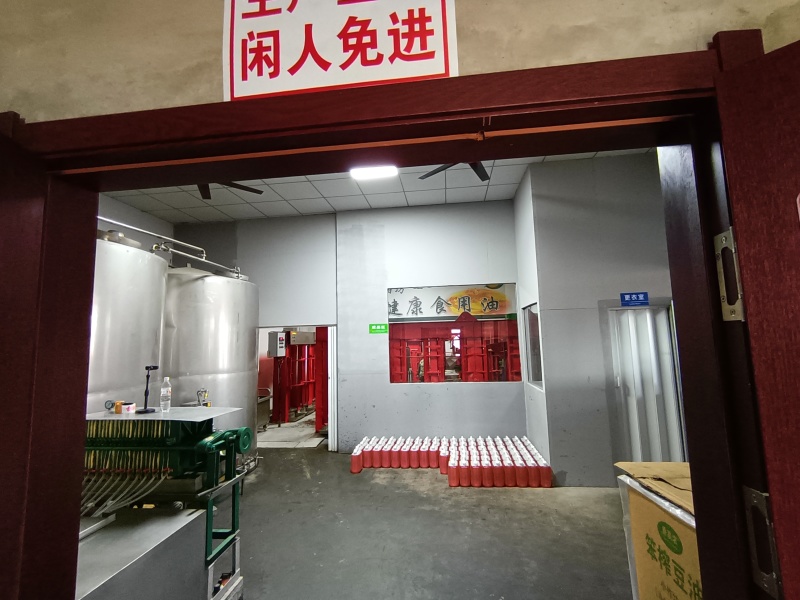 纯笨榨豆油嘎嘎纯假一赔万