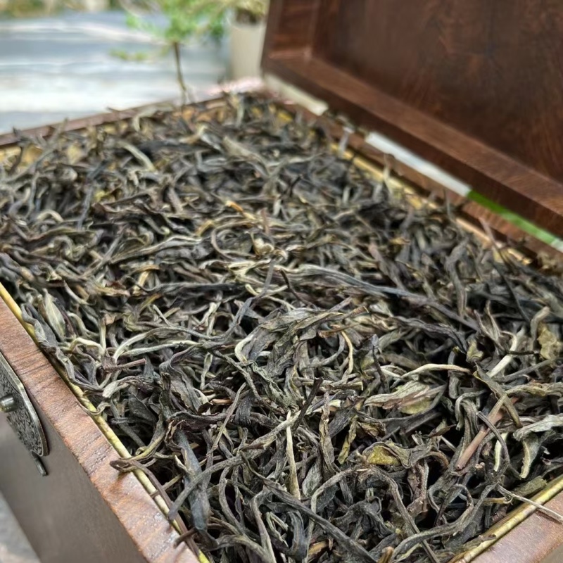攸乐（古树生茶）高档木质茶礼