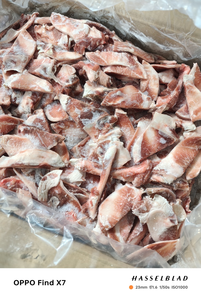 羔羊月牙骨块，块大新鲜带肉率也是可以啊！补钙圣器骨折价！