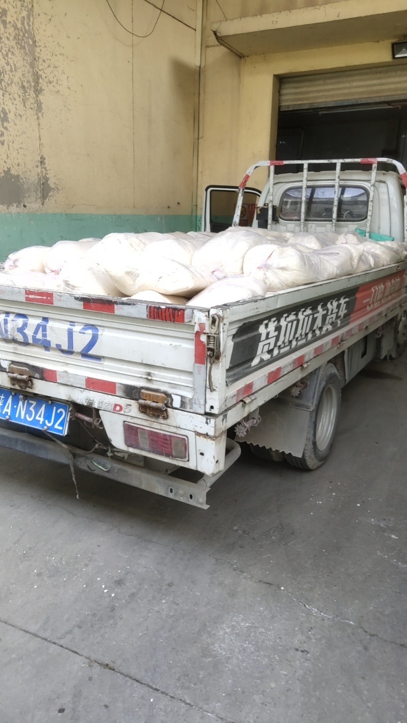 脱水豆腐渣！每日厂家直接发货，猪牛羊鸡鸭鹅鱼小龙虾均可喂