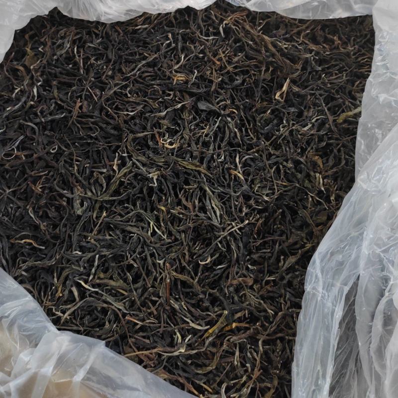云南临沧产区普洱茶生普散茶