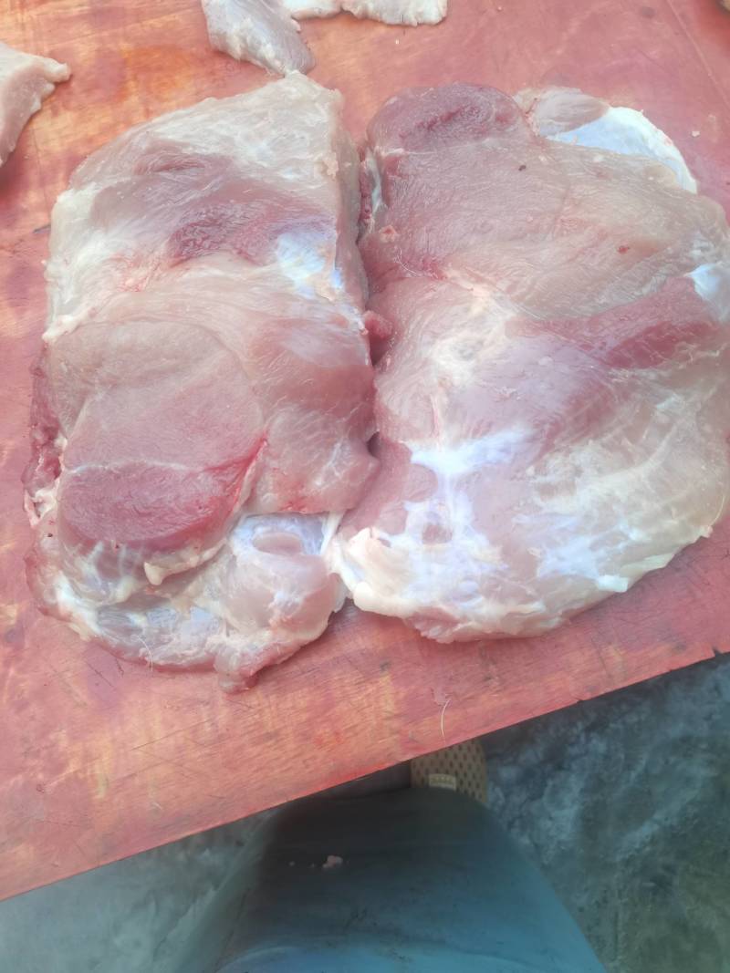 广西外三新鲜后腿瘦肉，量大价优，新鲜品质欢迎咨询