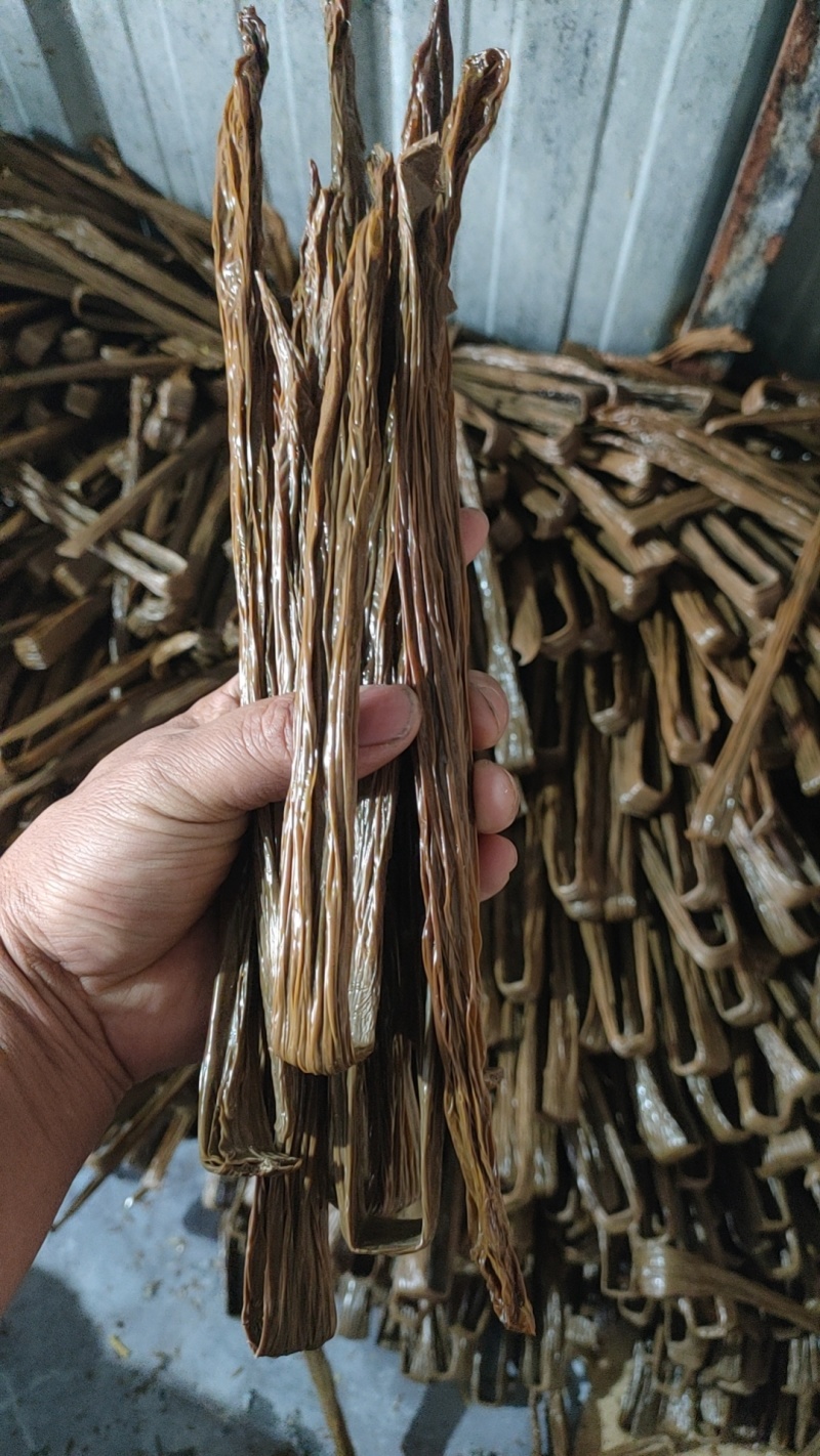精品黑豆腐竹一手货源全国发货量大价优欢迎随时联系