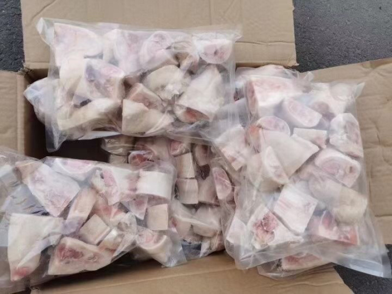 蹄块全蹄块天天加工生产量大价格可谈，厂家直销