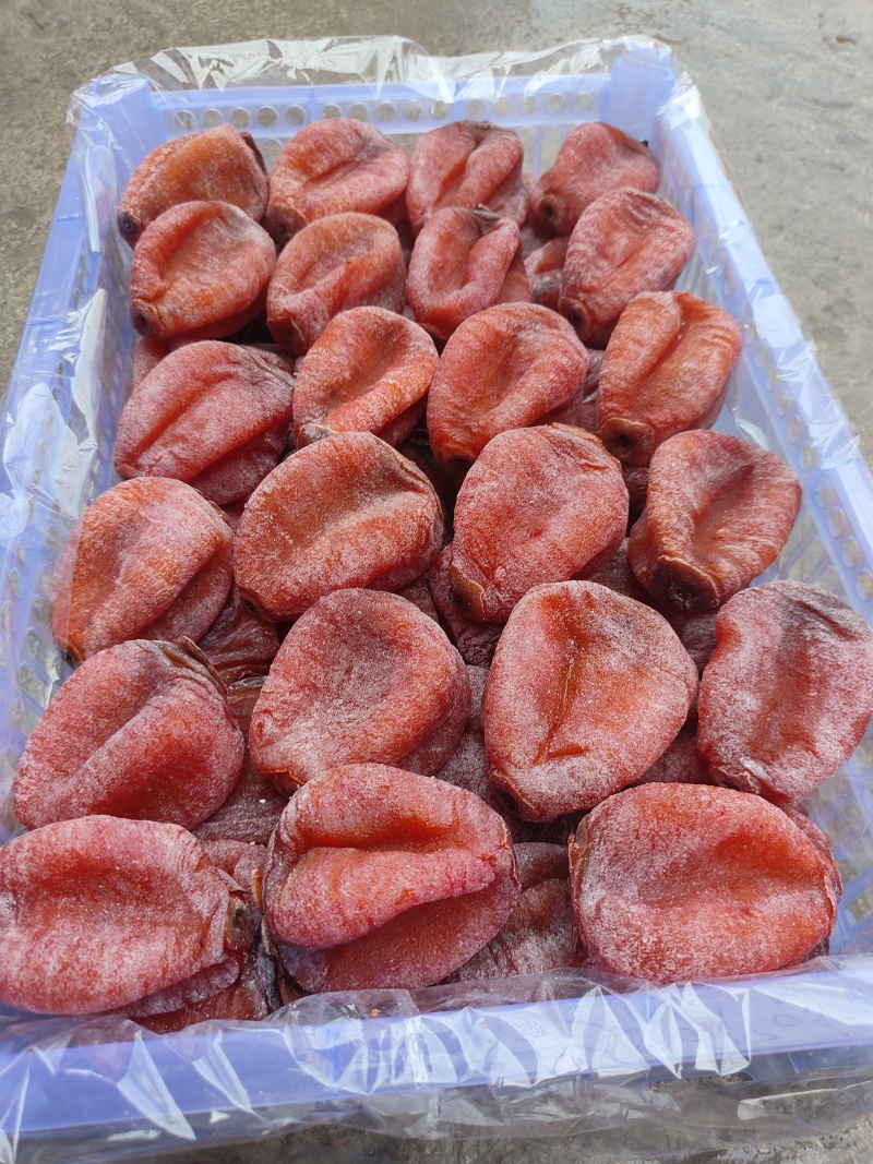 广西新鲜柿饼吊饼皮薄肉多软糯香甜，产地一手货源设备齐全