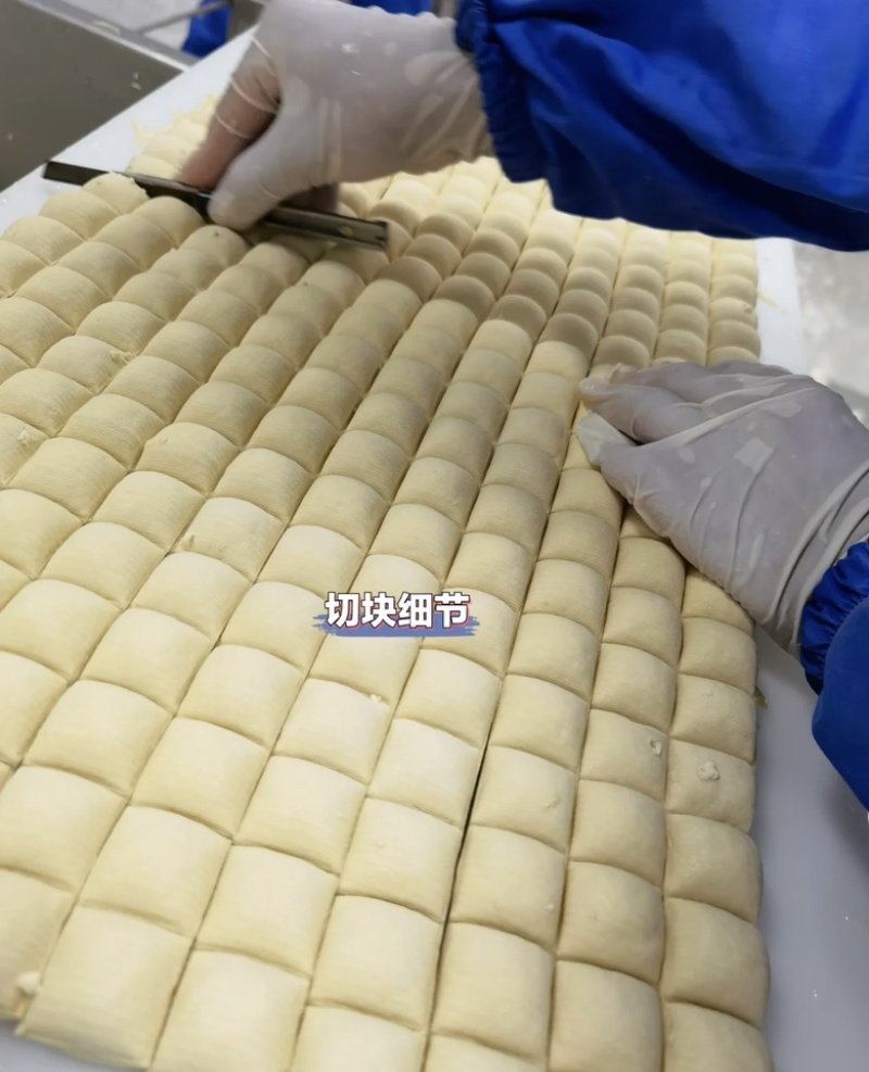云南石屏爆浆小豆腐批发