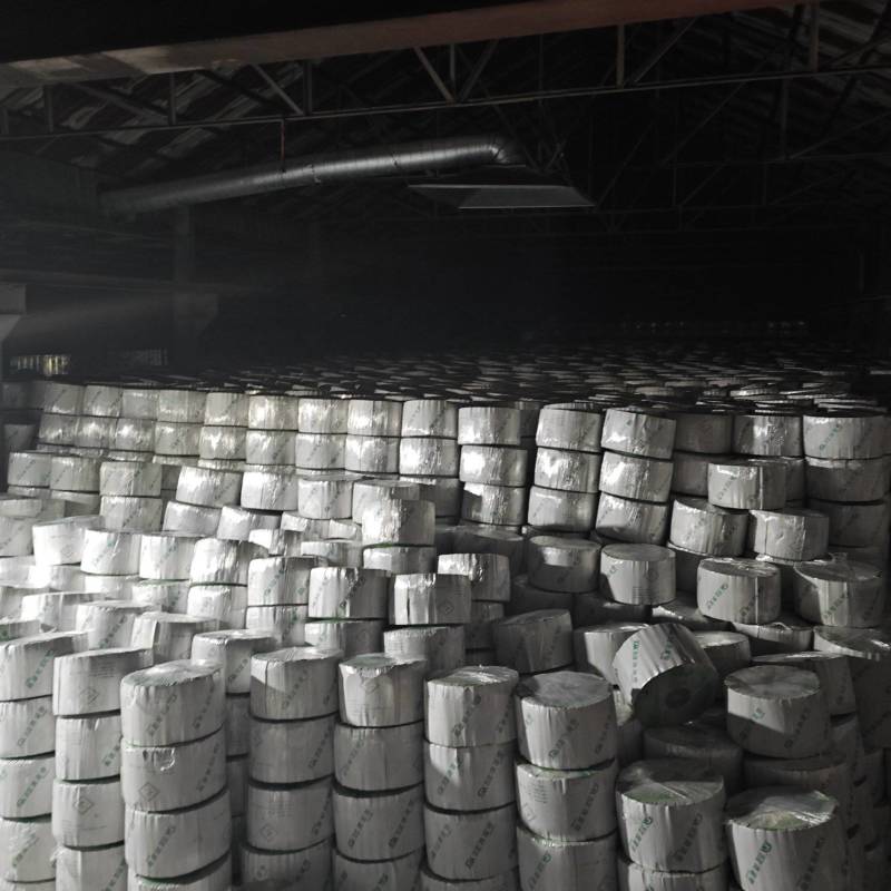 贴片滴灌带，滴灌，专用滴灌带单根可铺设300米
