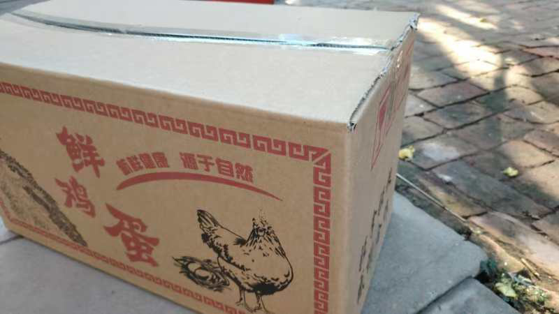 河北鲜鸡蛋粉壳鸡蛋一箱十二盘净重45左右可一件代发欢迎咨询
