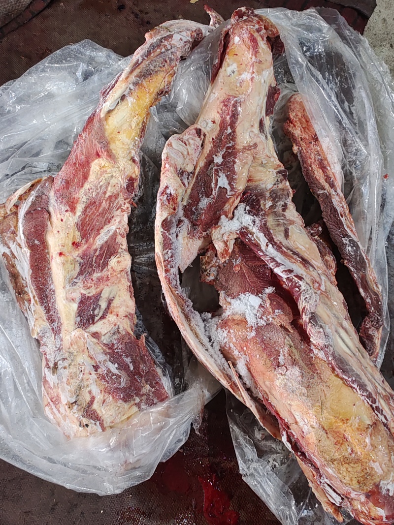 【牛胸骨】当地草原黄牛肉小胸叉，有肉有筋带脆骨，袋装
