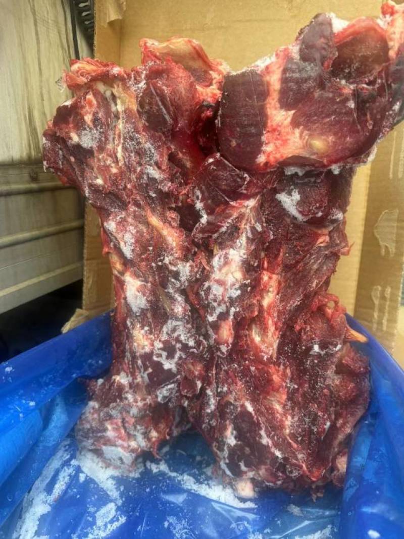 满肉牛脖骨