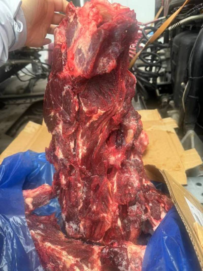 满肉牛脖骨
