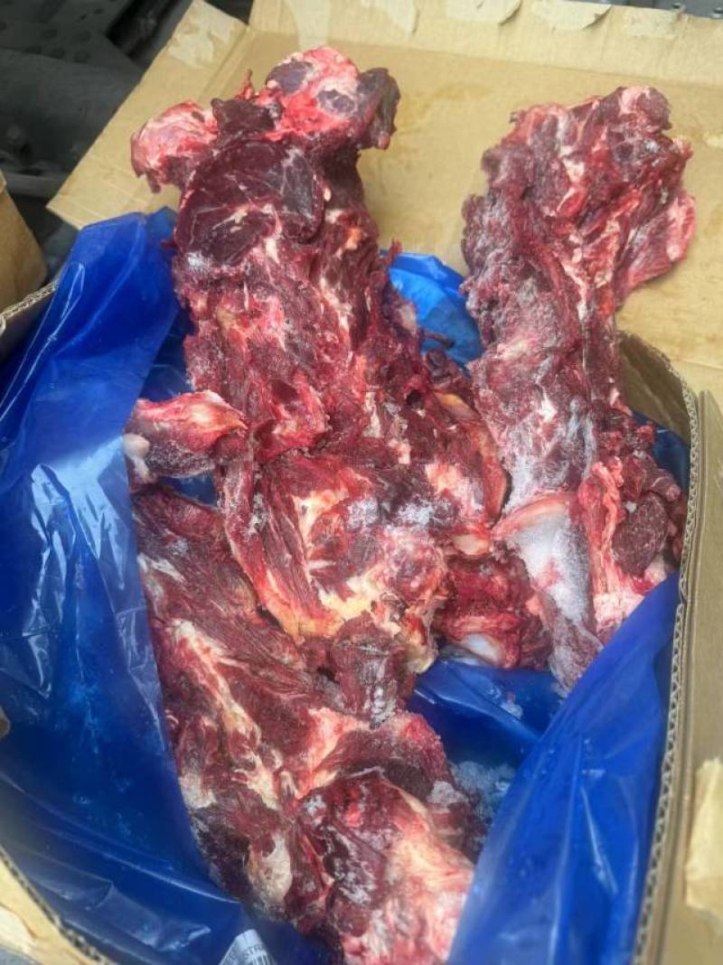 满肉牛脖骨