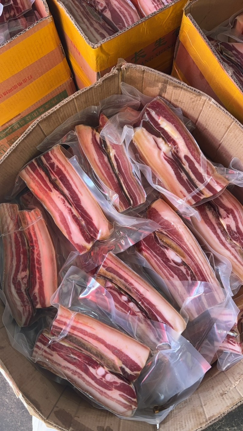 云南腊肉，云南风吹肉，腊三线