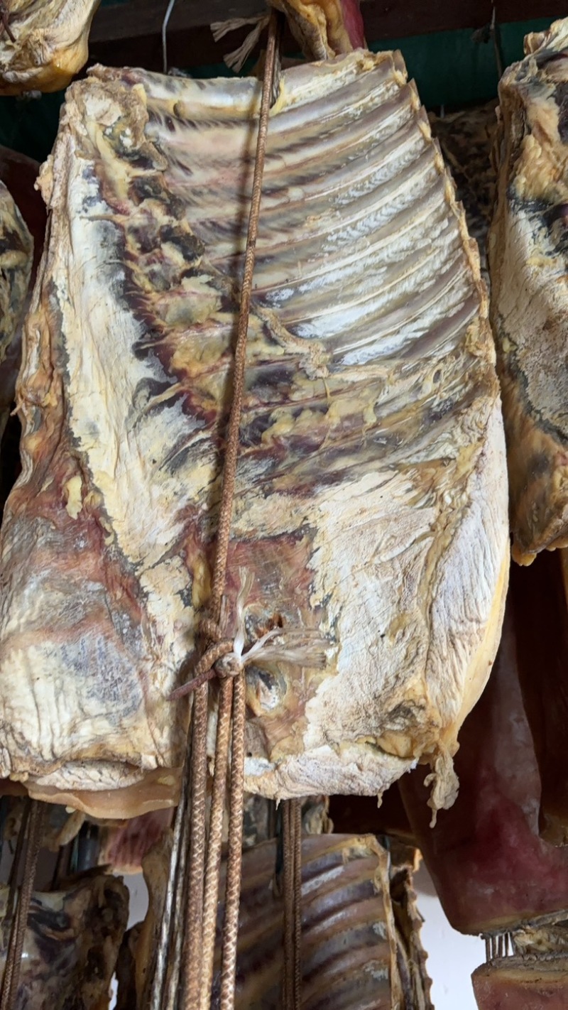 云南腊肉，云南风吹肉，腊三线