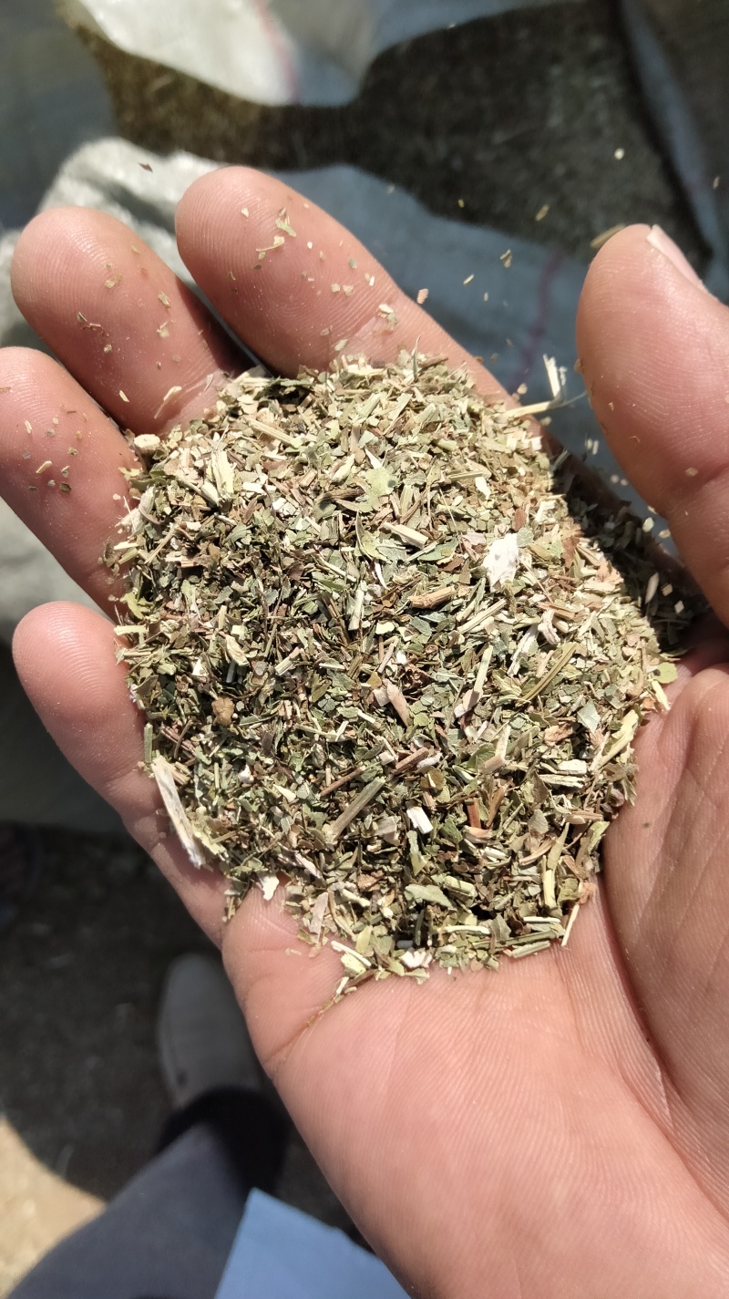 花生秧草段，袋装