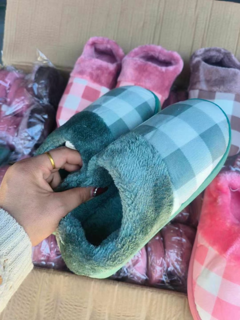 男女包跟棉拖一箱70双36-45码5箱起批