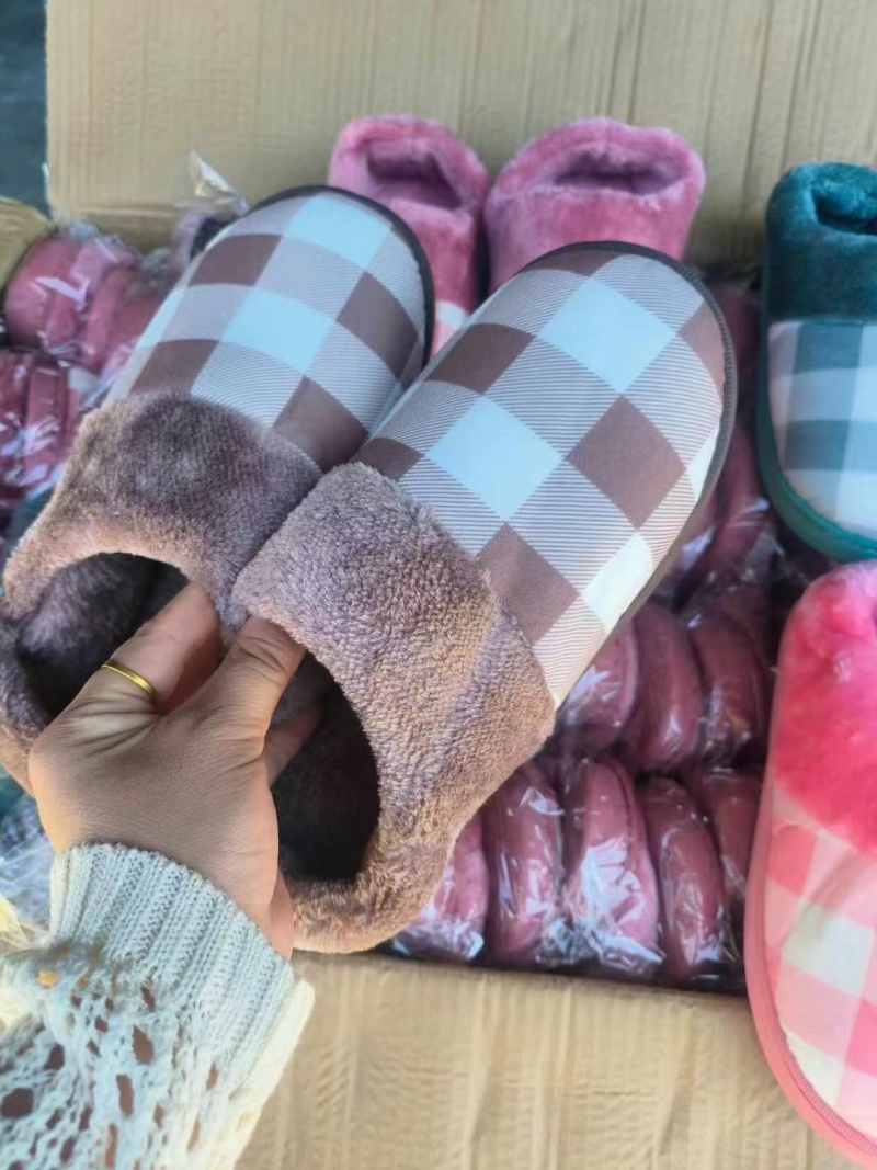 男女包跟棉拖一箱70双36-45码5箱起批