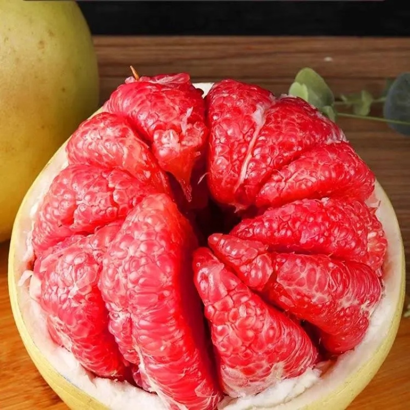 湖北红心柚皮薄肉多汁水甘甜可口耐运输量大优惠品质保障