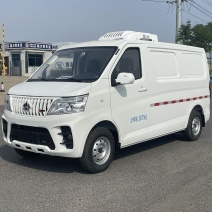 特价处理长安M80面包冷藏车