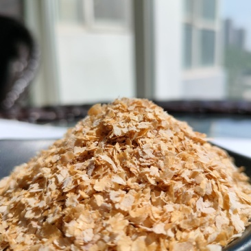 大片麸皮，纯麦麸。厂家发货，养殖的朋友看过来了。